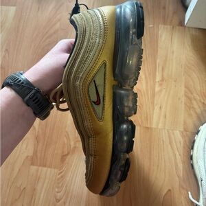 Nike Metallic Gold and brown VaporMax Air Cushion Sneaker